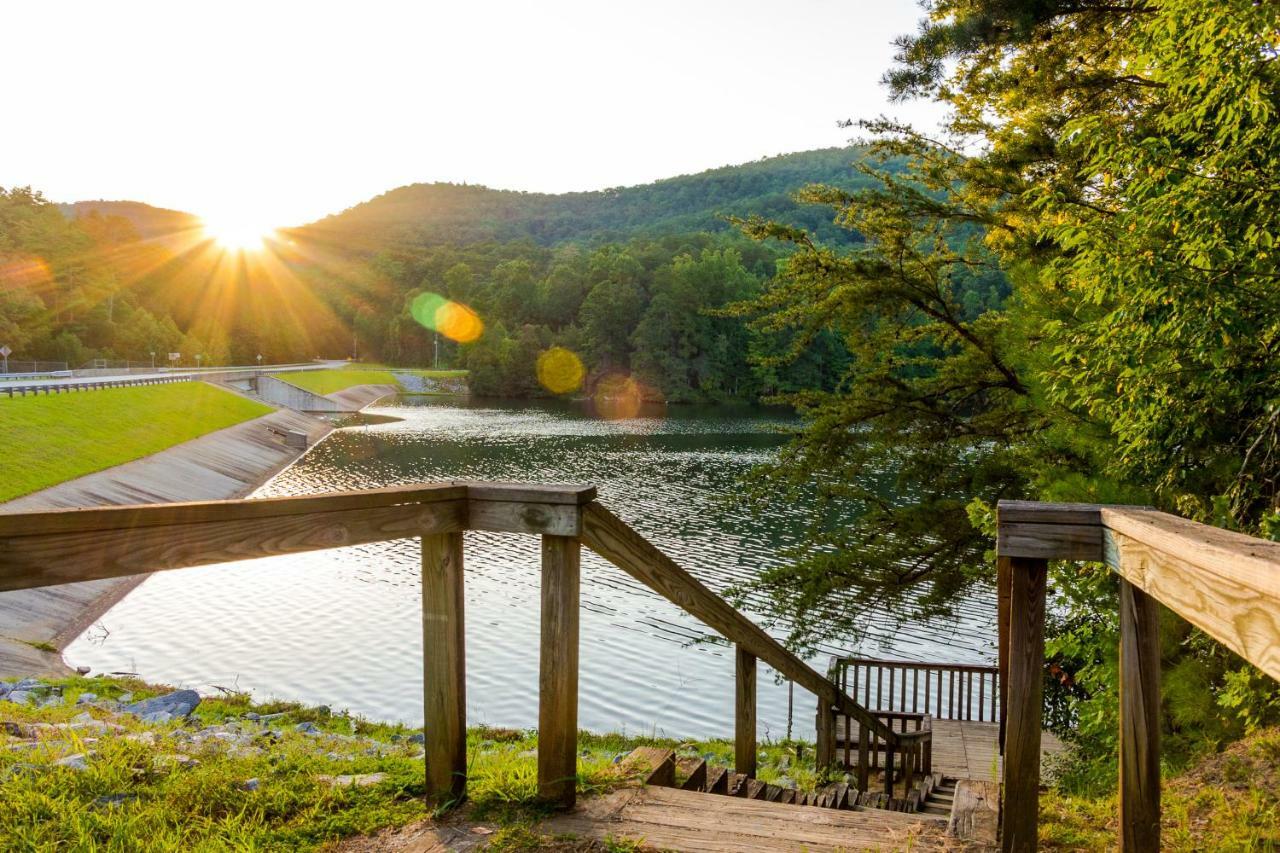 Singing Pines Hotel Sautee Nacoochee ภายนอก รูปภาพ